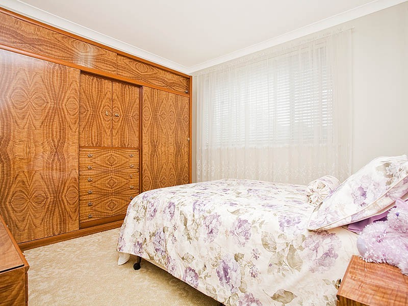 16 Whitton Street, Heathcote NSW 2233