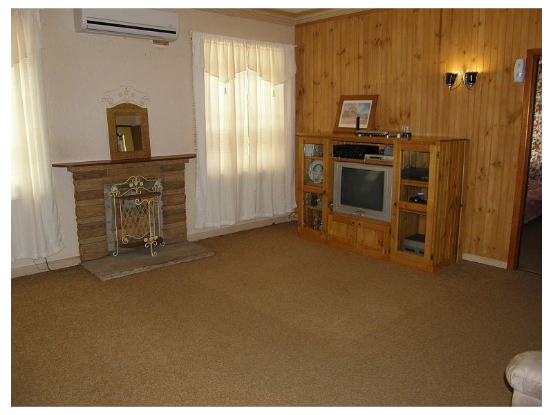 205 Woronora Road, Engadine NSW 2233