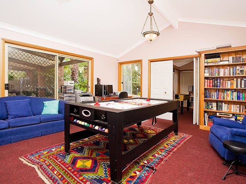 144 Warrangarree Drive, Woronora Heights NSW 2233