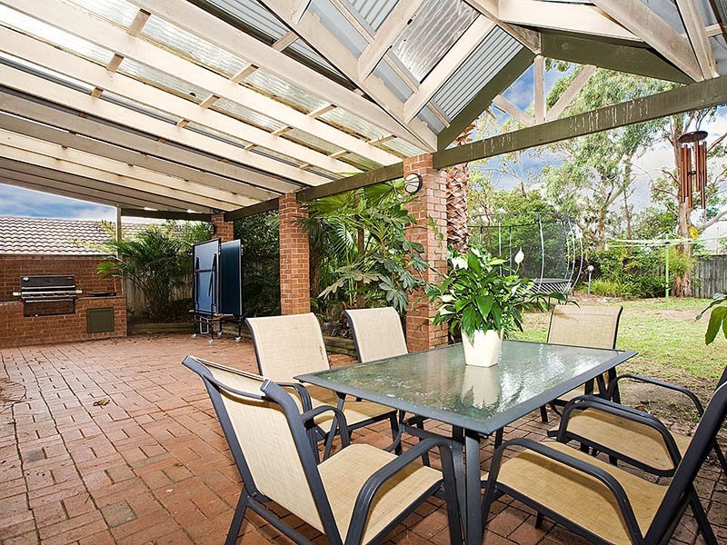 144 Warrangarree Drive, Woronora Heights NSW 2233