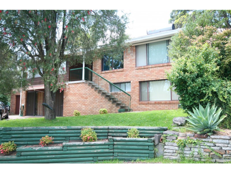 2 Dunstan Place, Engadine NSW 2233