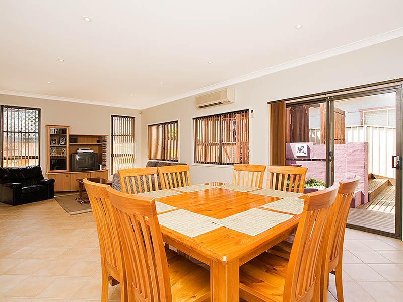 86 Wollybutt Road, Engadine NSW 2233