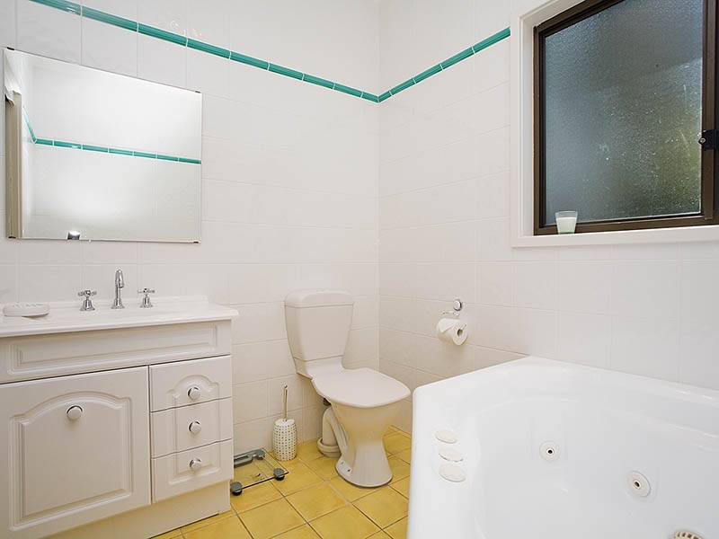 86 Wollybutt Road, Engadine NSW 2233