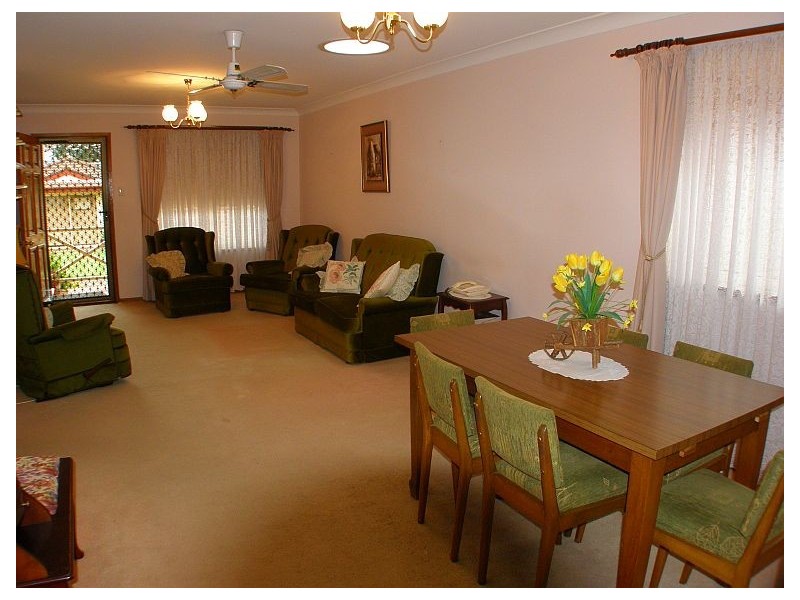 2/35 Boronia Grove, Heathcote NSW 2233