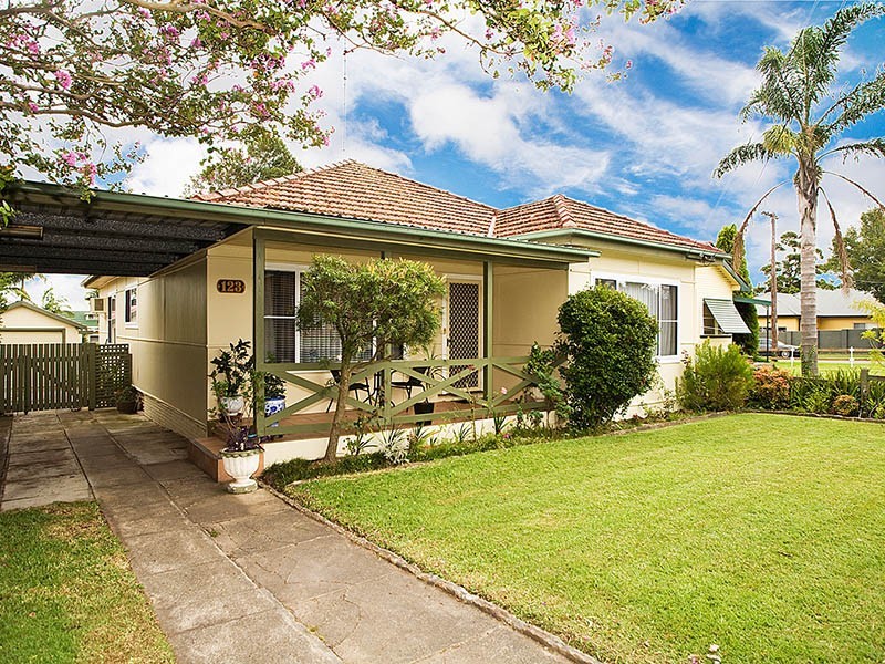123 Banksia Avenue, Engadine NSW 2233
