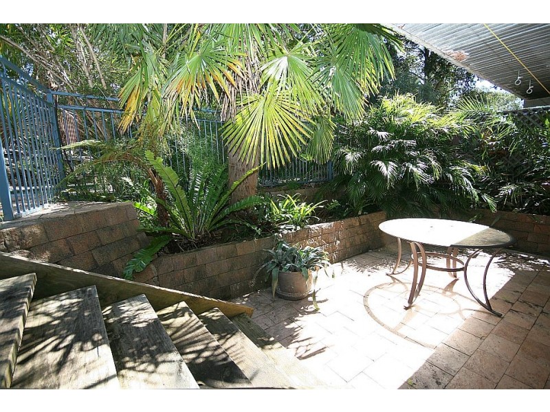 1 Tay Place, Woronora NSW 2232