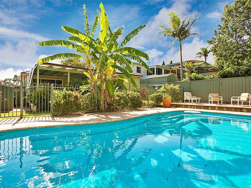 10 Short Street, Heathcote NSW 2233