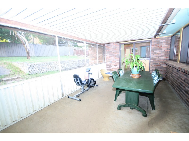 16 Brooke Street, Engadine NSW 2233