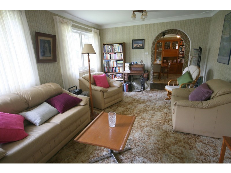 35 Lalor Crescent, Engadine NSW 2233