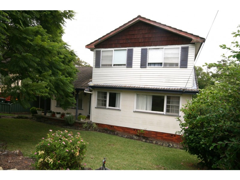35 Lalor Crescent, Engadine NSW 2233