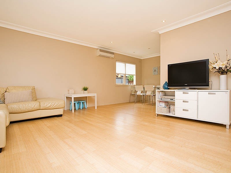 15 Ardrossan Road, Engadine NSW 2233