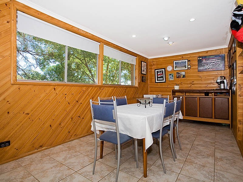 27 Wollybutt Road, Engadine NSW 2233