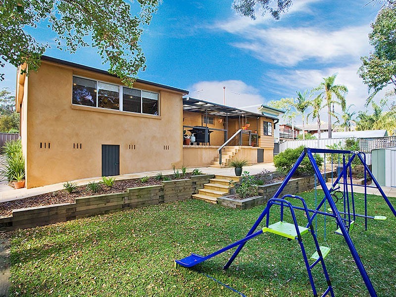 27 Wollybutt Road, Engadine NSW 2233