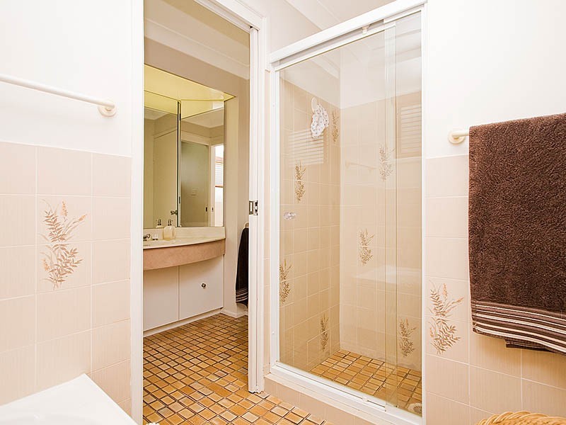 16 Albatross Circuit, Woronora Heights NSW 2233