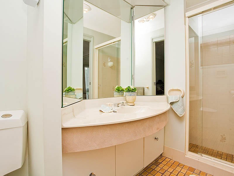 16 Albatross Circuit, Woronora Heights NSW 2233