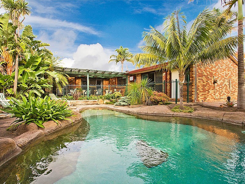 16 Albatross Circuit, Woronora Heights NSW 2233