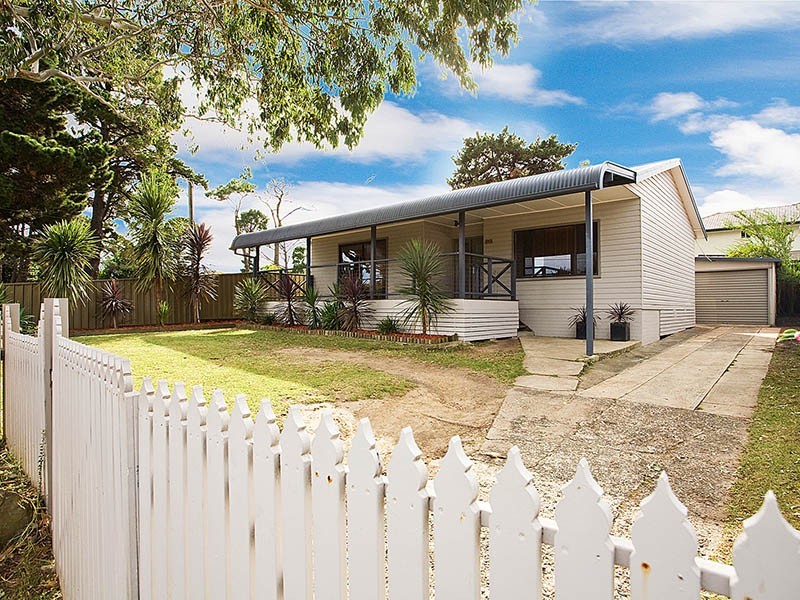234 Woronora Road, Engadine NSW 2233