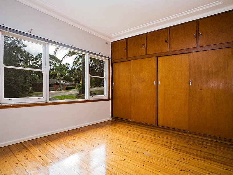10 Blacket Street, Heathcote NSW 2233