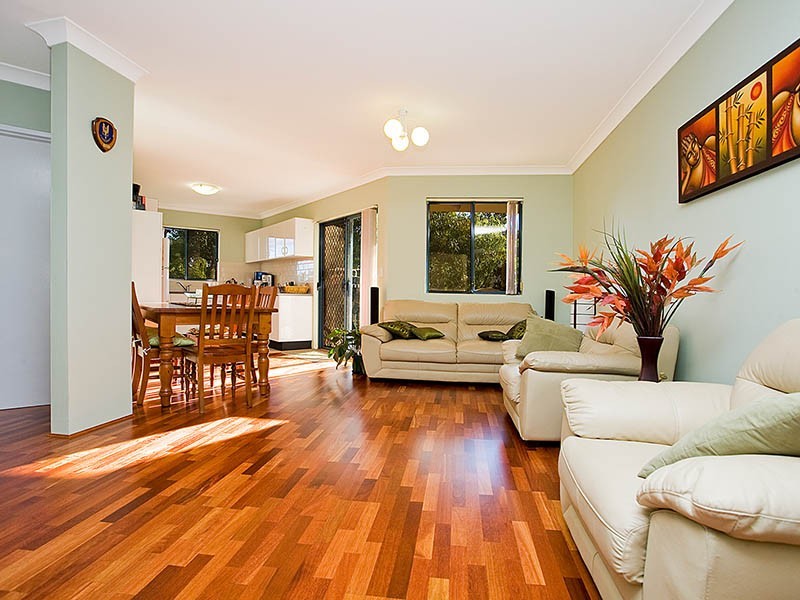 2/42-48 Merton Street, Sutherland NSW 2232