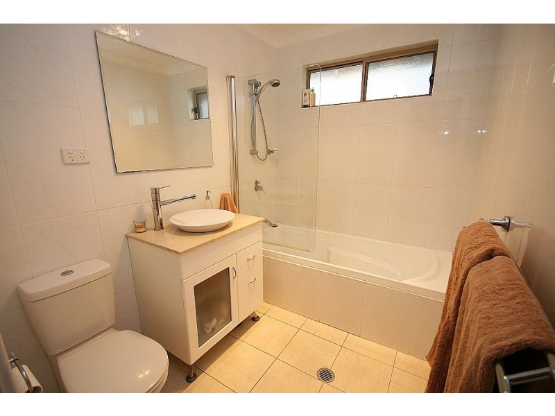 32 Cambrai Avenue, Engadine NSW 2233