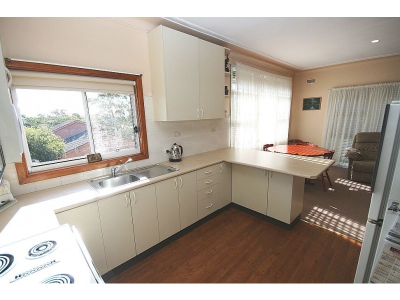 16 King Street, Heathcote NSW 2233