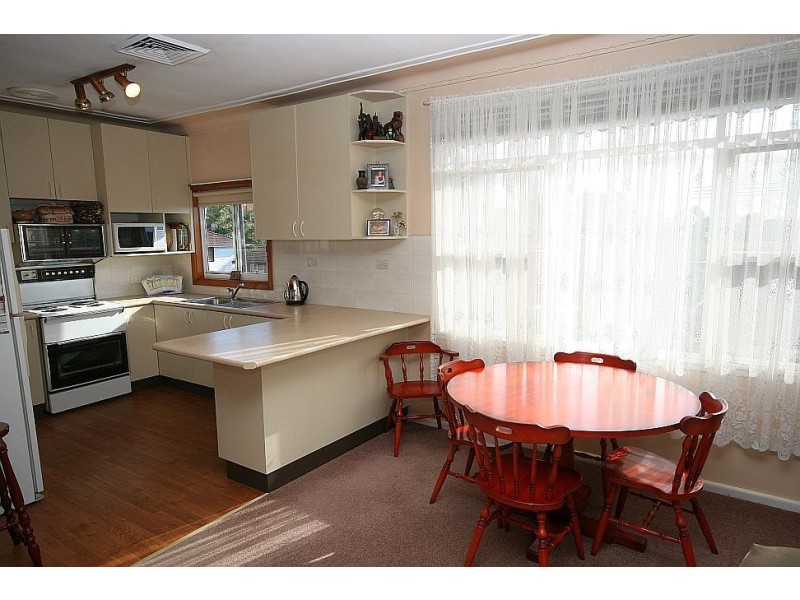 16 King Street, Heathcote NSW 2233