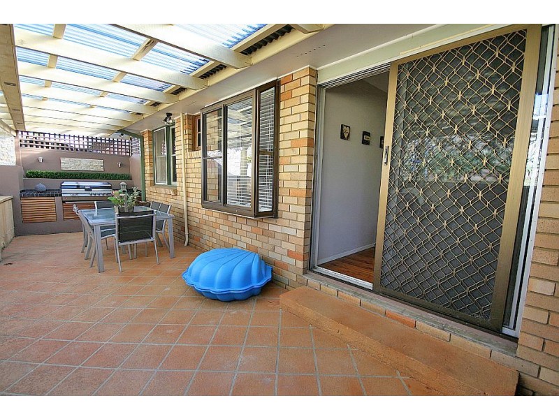 28 Laurina Avenue, Yarrawarrah NSW 2233