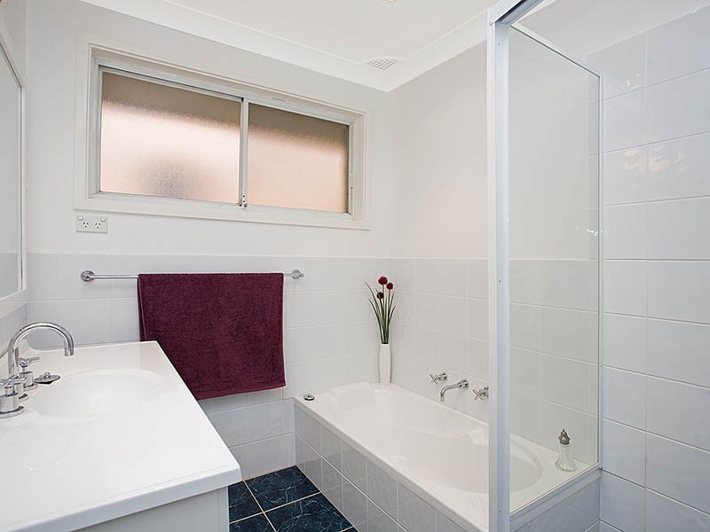 17 Rialto Place, Heathcote NSW 2233