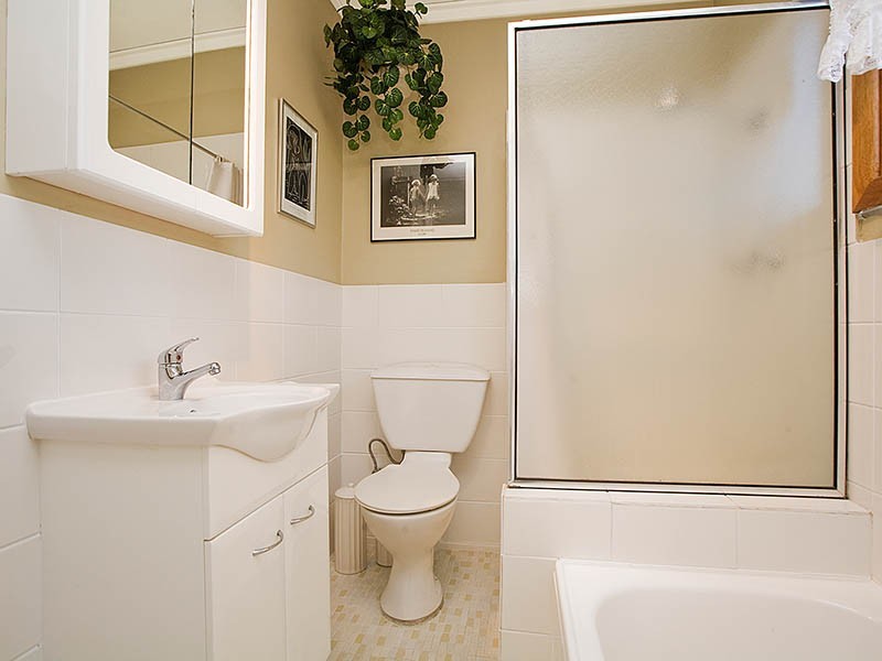 27 Cassandra Crescent, Heathcote NSW 2233