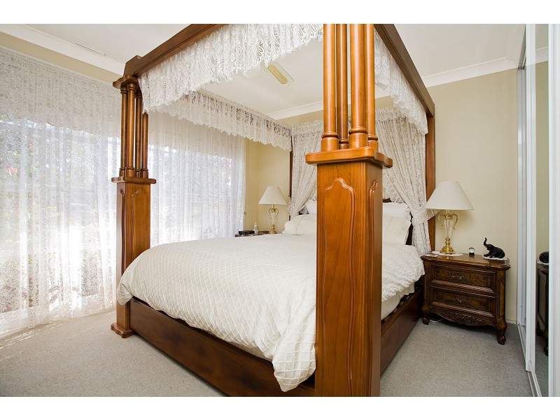 1 Patterson Road, Heathcote NSW 2233