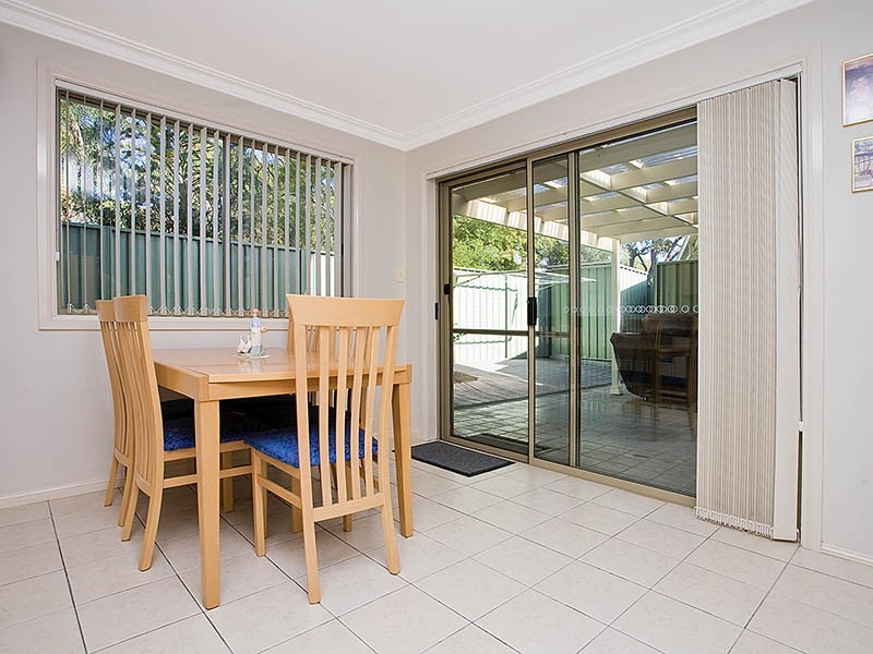 2/17 Birok Avenue, Engadine NSW 2233