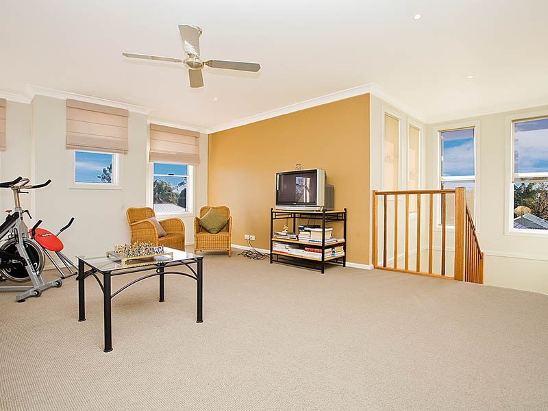 16 Baringa Road, Engadine NSW 2233