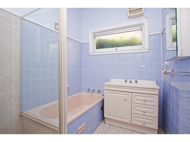 9 Karamarra Road, Engadine NSW 2233