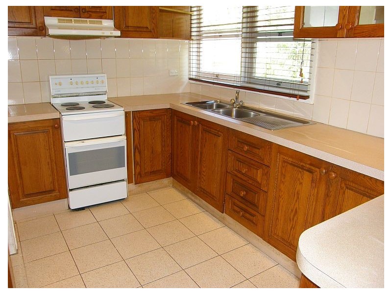 4 Lalor Crescent, Engadine NSW 2233