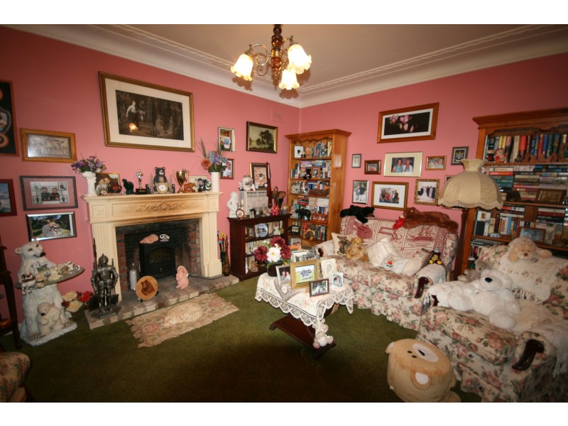 127 Banksia Avenue, Engadine NSW 2233