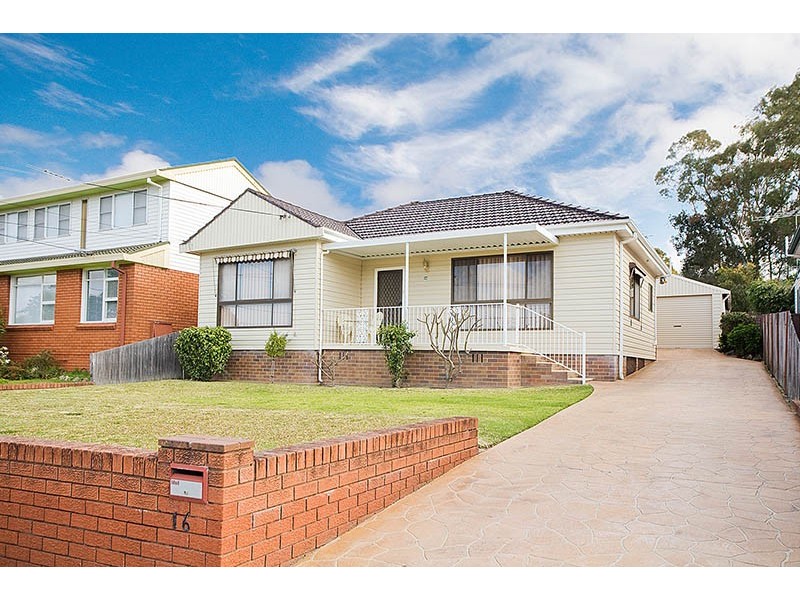 16 Glenview Place, Engadine NSW 2233