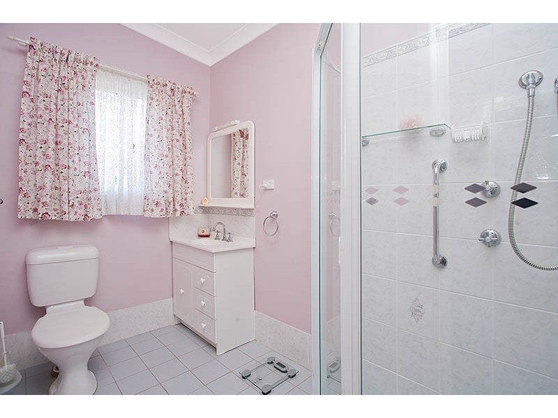 16 Glenview Place, Engadine NSW 2233