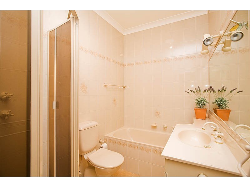 16 Glenview Place, Engadine NSW 2233