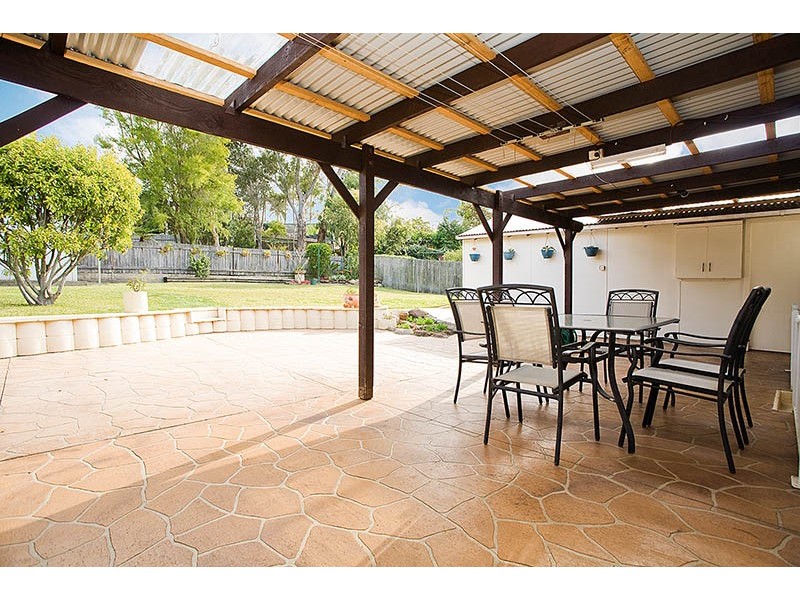 16 Glenview Place, Engadine NSW 2233