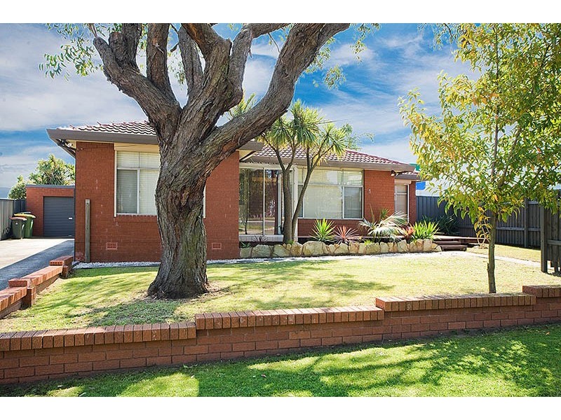 1 Numantia Road, Engadine NSW 2233