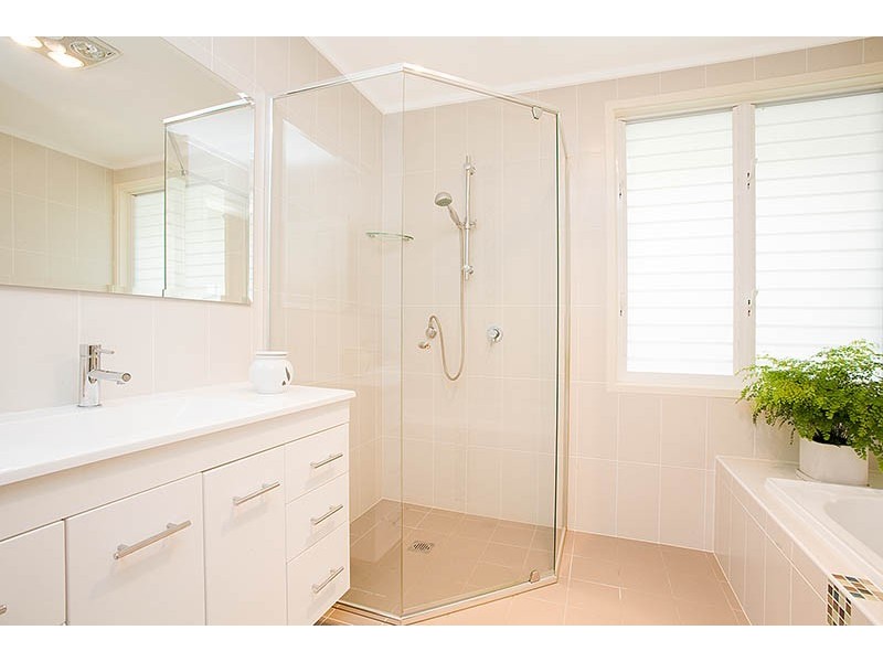 46 Laurina Avenue, Yarrawarrah NSW 2233