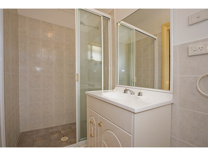 18/2 Wollybutt Road, Engadine NSW 2233