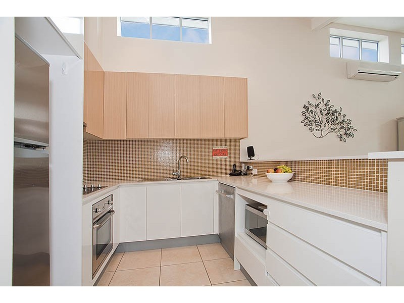 8/67 Warrangarree Drive, Woronora Heights NSW 2233