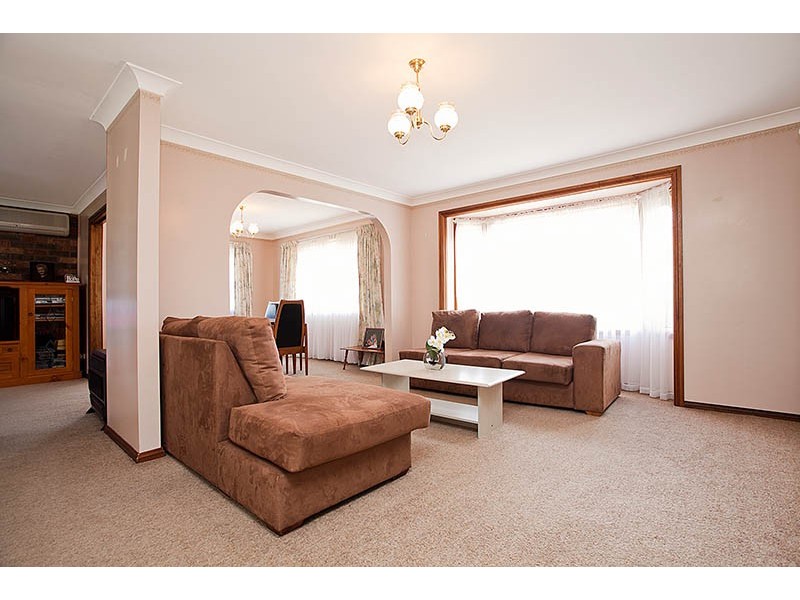 44 Warabin Street, Waterfall NSW 2233