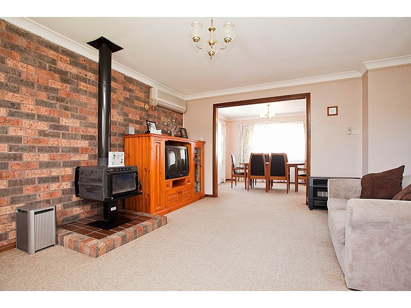 44 Warabin Street, Waterfall NSW 2233