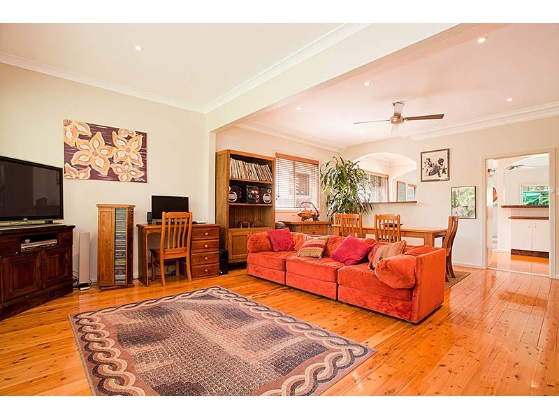 60 The Avenue, Heathcote NSW 2233