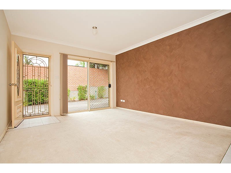 2/29 Nolan Avenue, Engadine NSW 2233