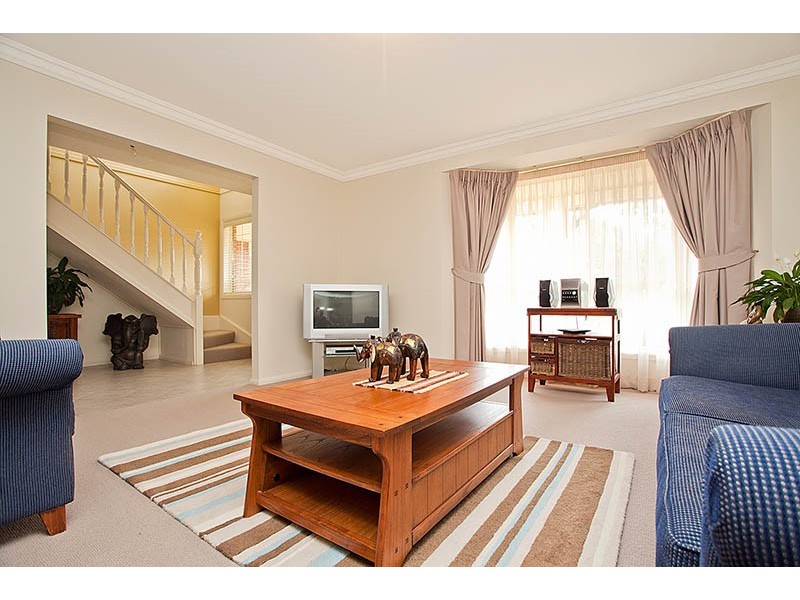 6 Mallard Street, Woronora Heights NSW 2233