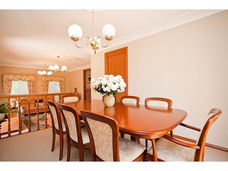 5 Merredin Close, Yarrawarrah NSW 2233