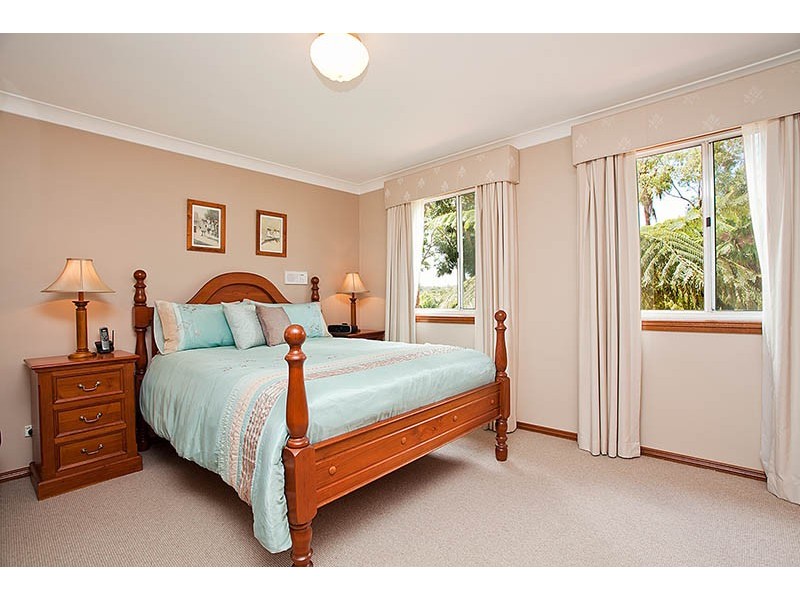 5 Merredin Close, Yarrawarrah NSW 2233